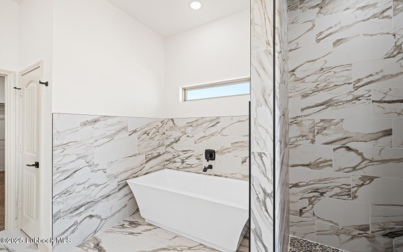 10409 N Farm To Market Rd 1729, Idalou, TX 79329, 3 Bedrooms Bedrooms, ,2 BathroomsBathrooms,Residential,For Sale,10409 N Farm To Market Rd 1729,202555464