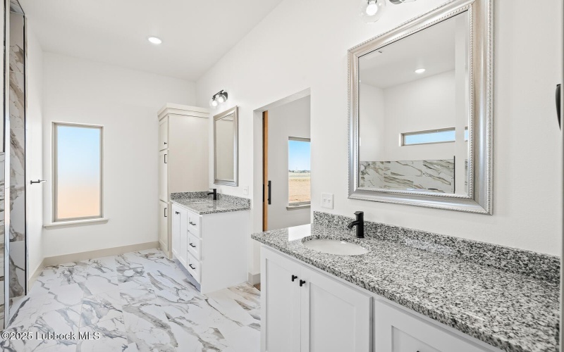 10409 N Farm To Market Rd 1729, Idalou, TX 79329, 3 Bedrooms Bedrooms, ,2 BathroomsBathrooms,Residential,For Sale,10409 N Farm To Market Rd 1729,202555464
