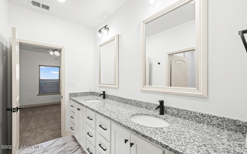 10409 N Farm To Market Rd 1729, Idalou, TX 79329, 3 Bedrooms Bedrooms, ,2 BathroomsBathrooms,Residential,For Sale,10409 N Farm To Market Rd 1729,202555464