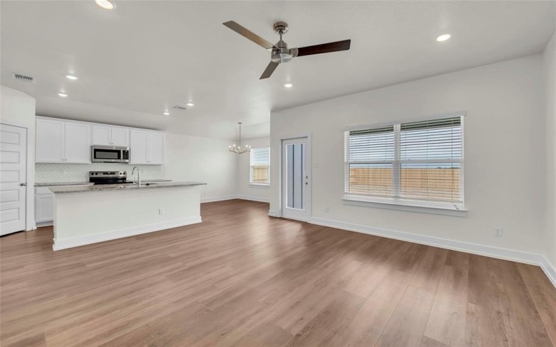 11417 Patera Street, Lorena, TX 76655, 3 Bedrooms Bedrooms, ,2 BathroomsBathrooms,Residential,For Sale,11417 Patera Street,20922168