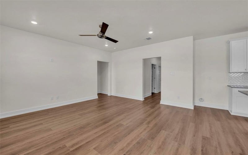 11417 Patera Street, Lorena, TX 76655, 3 Bedrooms Bedrooms, ,2 BathroomsBathrooms,Residential,For Sale,11417 Patera Street,20922168
