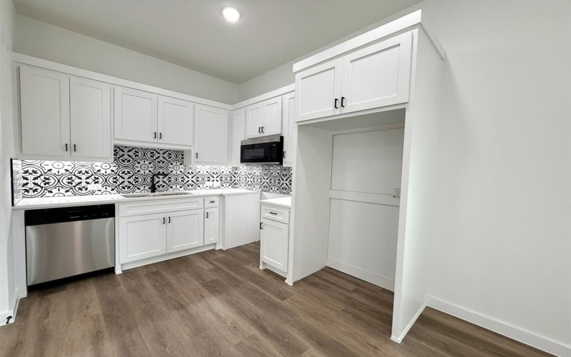 1315 Oneal Street, Commerce, TX 75428, 6 Bedrooms Bedrooms, ,5 BathroomsBathrooms,Residential Multi Family,For Sale,1315 Oneal Street,20949530
