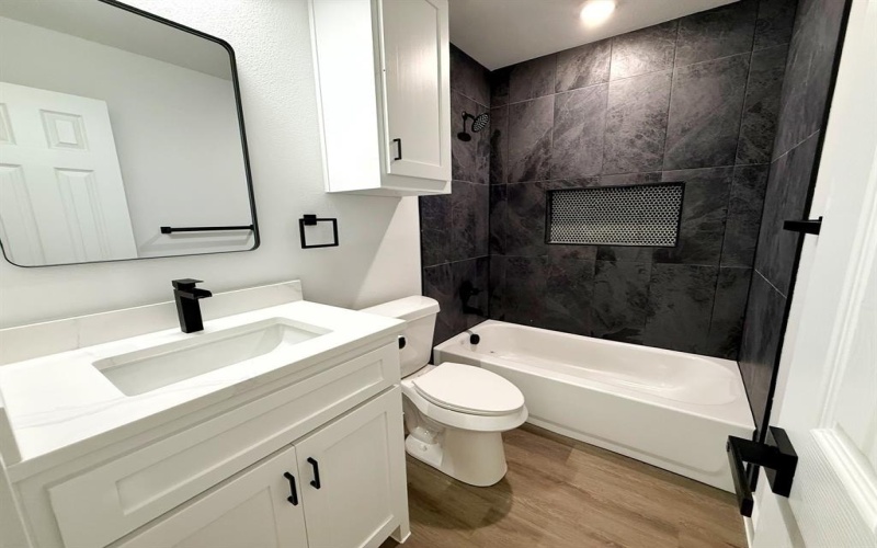 1315 Oneal Street, Commerce, TX 75428, 6 Bedrooms Bedrooms, ,5 BathroomsBathrooms,Residential Multi Family,For Sale,1315 Oneal Street,20949530