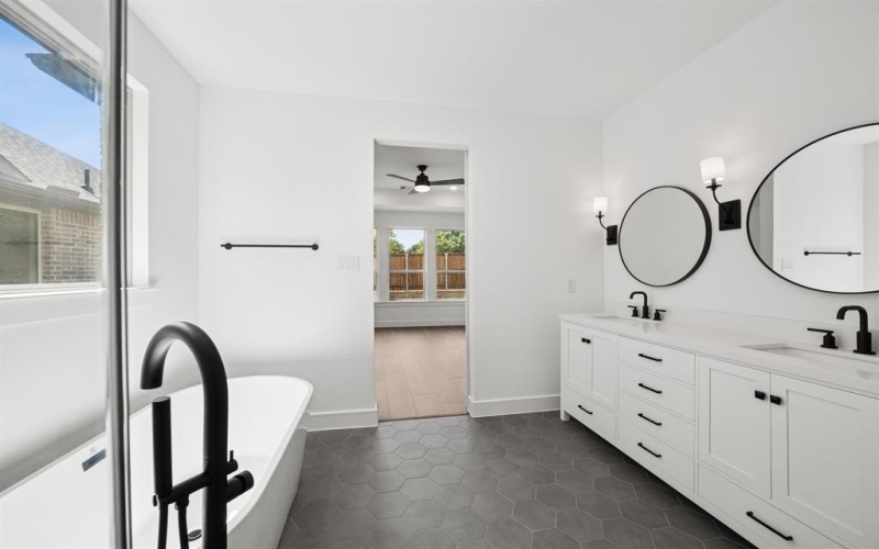 5660 Taylor Trail, Arlington, TX 76017, 5 Habitaciones Habitaciones , ,5 BañosBaños,Residential,En Venta,5660 Taylor Trail,0,20949667