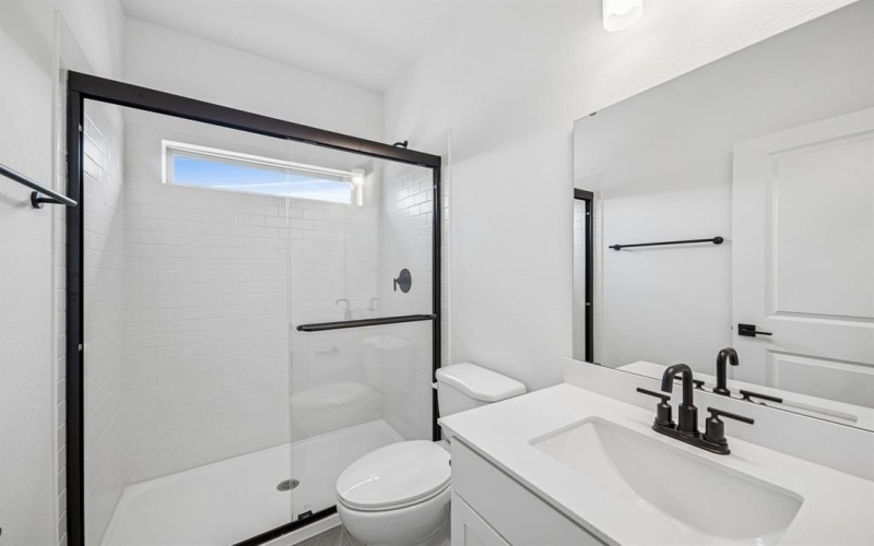 5664 Taylor Trail, Arlington, TX 76017, 5 Bedrooms Bedrooms, ,5 BathroomsBathrooms,Residential,For Sale,5664 Taylor Trail,0,20949716