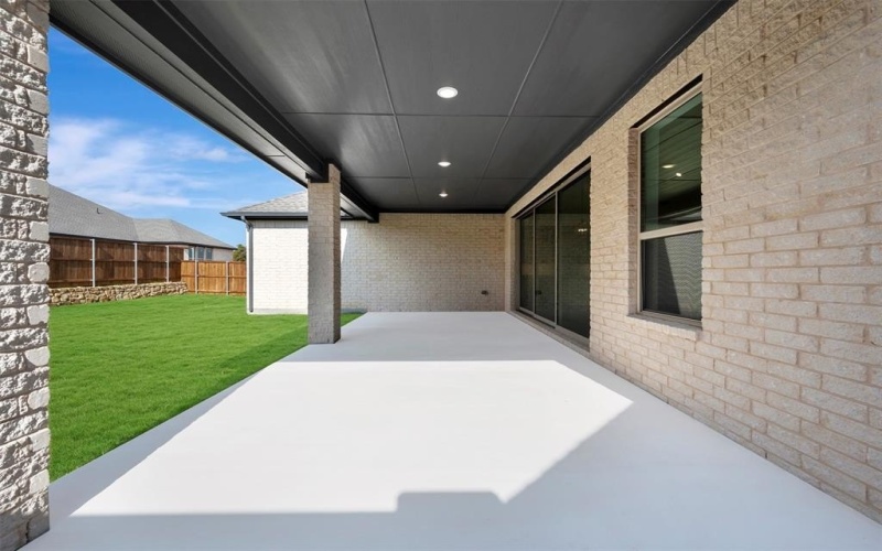 5652 Taylor Trail, Arlington, TX 76017, 5 Bedrooms Bedrooms, ,5 BathroomsBathrooms,Residential,For Sale,5652 Taylor Trail,0,20949939