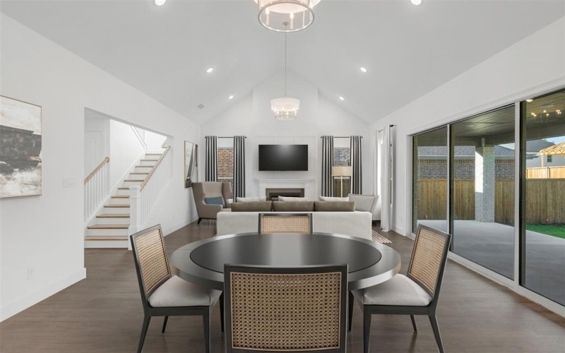 5652 Taylor Trail, Arlington, TX 76017, 5 Bedrooms Bedrooms, ,5 BathroomsBathrooms,Residential,For Sale,5652 Taylor Trail,0,20949939