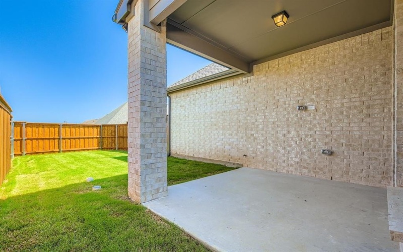 8616 Haverhill Drive, The Colony, TX 75056, 4 Bedrooms Bedrooms, ,3 BathroomsBathrooms,Residential,For Sale,8616 Haverhill Drive,20950043