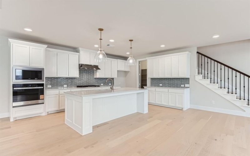 3525 Enchantress Drive, Lewisville, TX 75056, 3 Bedrooms Bedrooms, ,2 BathroomsBathrooms,Residential,For Sale,3525 Enchantress Drive,20950178