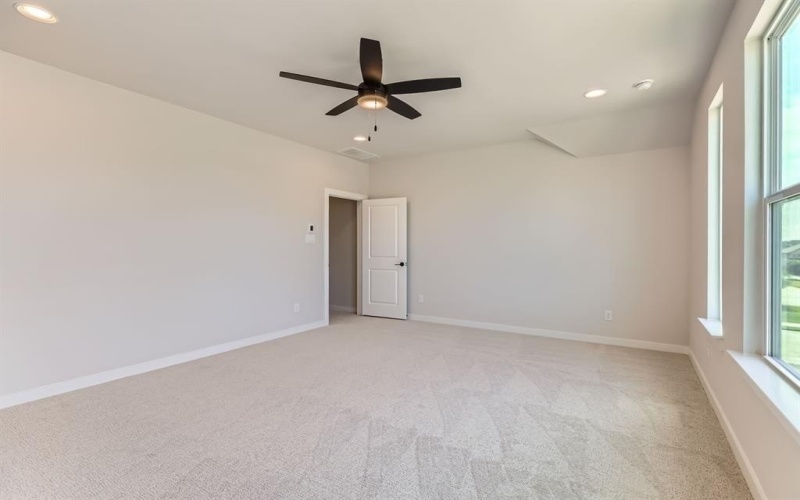 3525 Enchantress Drive, Lewisville, TX 75056, 3 Bedrooms Bedrooms, ,2 BathroomsBathrooms,Residential,For Sale,3525 Enchantress Drive,20950178