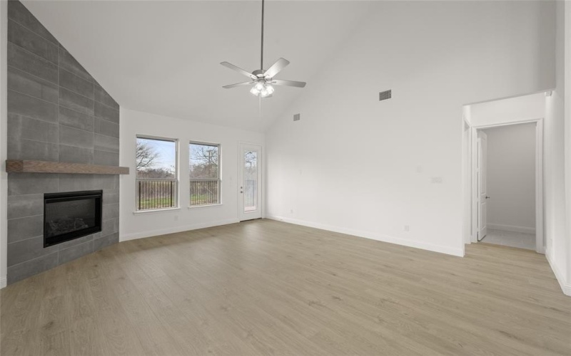 1016 Allegheny Court, Burleson, TX 76028, 5 Bedrooms Bedrooms, ,5 BathroomsBathrooms,Residential,For Sale,1016 Allegheny Court,20949245