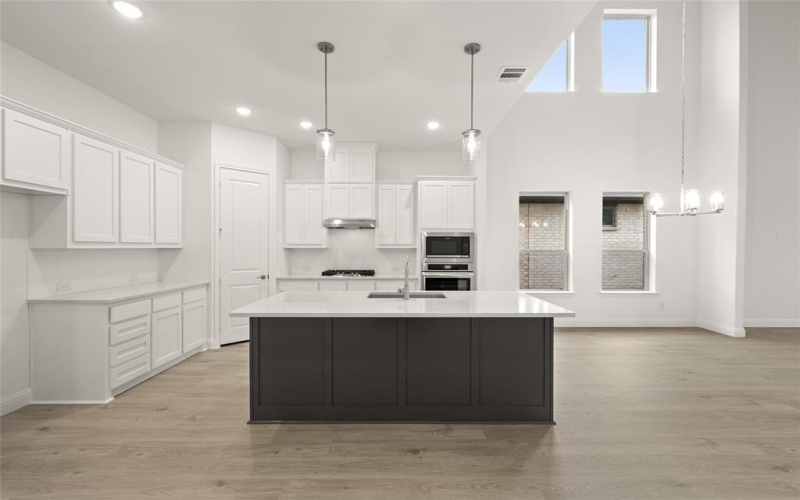 1016 Allegheny Court, Burleson, TX 76028, 5 Bedrooms Bedrooms, ,5 BathroomsBathrooms,Residential,For Sale,1016 Allegheny Court,20949245