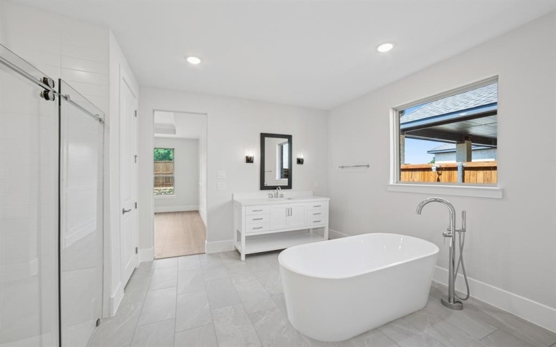 5656 Taylor Trail, Arlington, TX 76017, 4 Bedrooms Bedrooms, ,3 BathroomsBathrooms,Residential,For Sale,5656 Taylor Trail,0,20949286