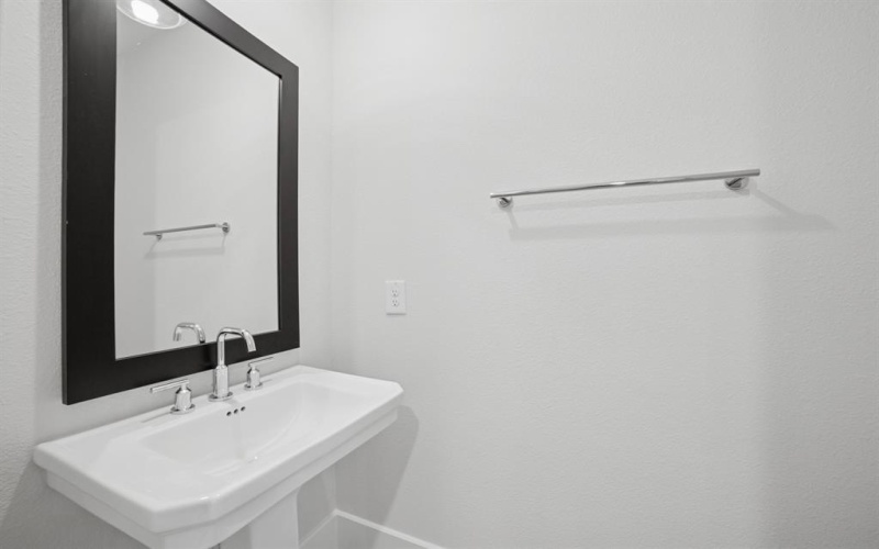 5656 Taylor Trail, Arlington, TX 76017, 4 Bedrooms Bedrooms, ,3 BathroomsBathrooms,Residential,For Sale,5656 Taylor Trail,0,20949286