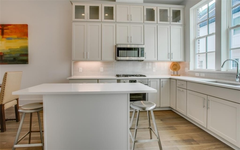 4651 New Water Lane, Dallas, TX 75219, 2 Bedrooms Bedrooms, ,2 BathroomsBathrooms,Residential,For Sale,4651 New Water Lane,20949322