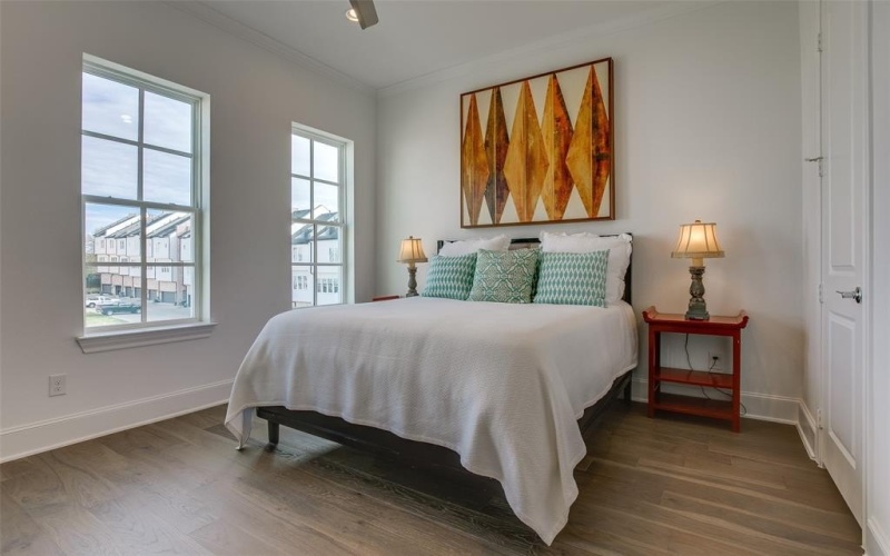 4651 New Water Lane, Dallas, TX 75219, 2 Bedrooms Bedrooms, ,2 BathroomsBathrooms,Residential,For Sale,4651 New Water Lane,20949322