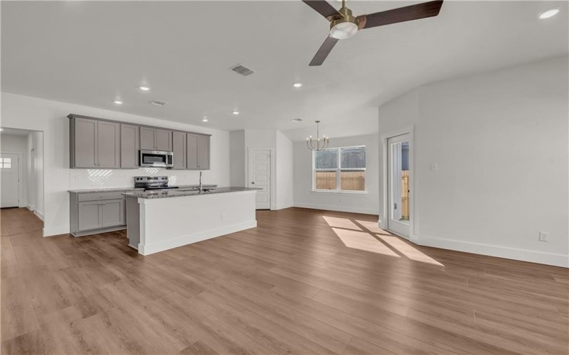 11317 Patera Street, Lorena, TX 76655, 4 Habitaciones Habitaciones , ,3 BañosBaños,Residential,En Venta,11317 Patera Street,229465