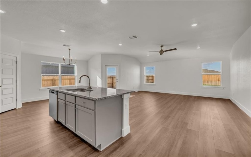 11317 Patera Street, Lorena, TX 76655, 4 Habitaciones Habitaciones , ,3 BañosBaños,Residential,En Venta,11317 Patera Street,229465