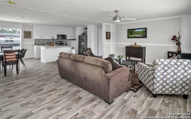 910 Swallows Ln, Seguin, TX 78155, 3 Bedrooms Bedrooms, ,2 BathroomsBathrooms,Residential,For Sale,910 Swallows Ln,1814089