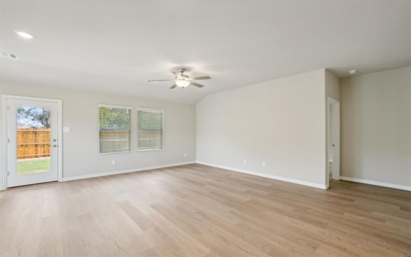 3407 Eagle Mount Drive, Farmersville, TX 75442, 4 Habitaciones Habitaciones , ,3 BañosBaños,Residential,En Venta,3407 Eagle Mount Drive,20946105
