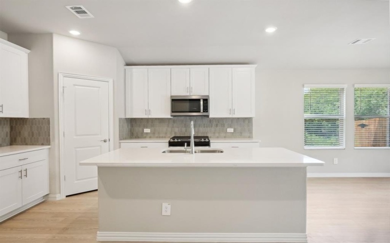 3407 Eagle Mount Drive, Farmersville, TX 75442, 4 Habitaciones Habitaciones , ,3 BañosBaños,Residential,En Venta,3407 Eagle Mount Drive,20946105