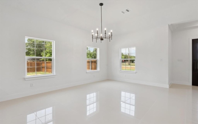 9608 Labett Street, Dallas, TX 75217, 4 Bedrooms Bedrooms, ,2 BathroomsBathrooms,Residential,For Sale,9608 Labett Street,20947350