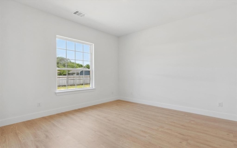 9608 Labett Street, Dallas, TX 75217, 4 Bedrooms Bedrooms, ,2 BathroomsBathrooms,Residential,For Sale,9608 Labett Street,20947350