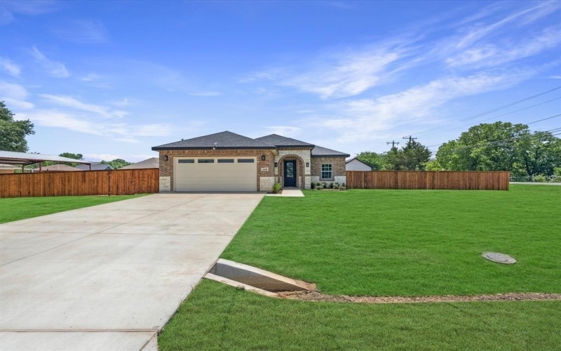 9608 Labett Street, Dallas, TX 75217, 4 Bedrooms Bedrooms, ,2 BathroomsBathrooms,Residential,For Sale,9608 Labett Street,20947350