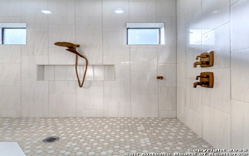 222 Colonial, La Vernia, TX 78121, 4 Habitaciones Habitaciones , ,3 BañosBaños,Residential,En Venta,222 Colonial,1870953