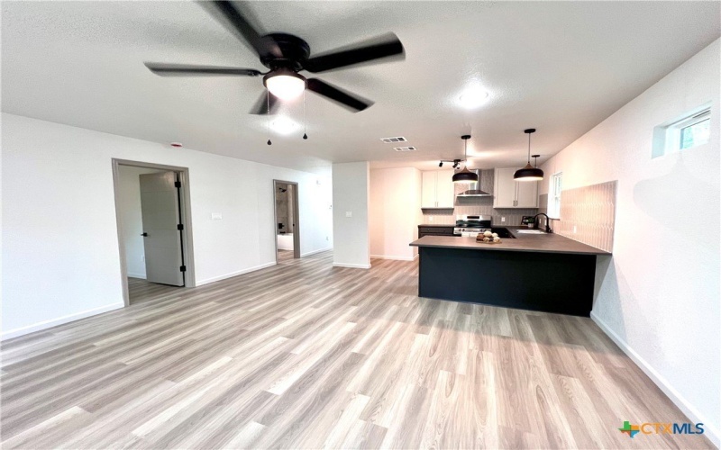 107 S 23rd St., Temple, TX 76504, 3 Habitaciones Habitaciones , ,2 BañosBaños,Residential,En Venta,107 S 23rd St.,581501