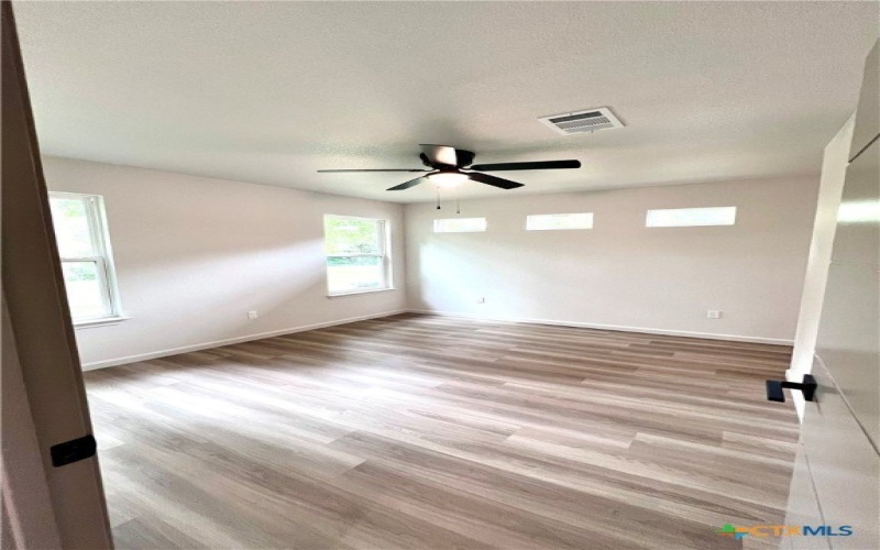 107 S 23rd St., Temple, TX 76504, 3 Habitaciones Habitaciones , ,2 BañosBaños,Residential,En Venta,107 S 23rd St.,581501