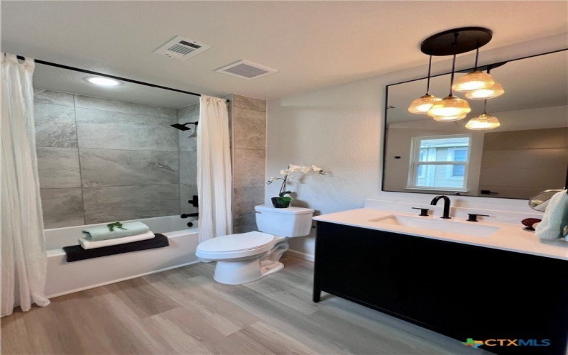 107 S 23rd St., Temple, TX 76504, 3 Habitaciones Habitaciones , ,2 BañosBaños,Residential,En Venta,107 S 23rd St.,581501