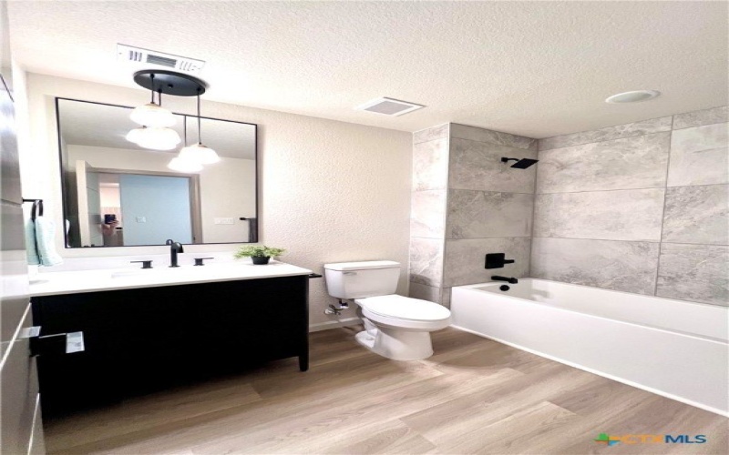 107 S 23rd St., Temple, TX 76504, 3 Habitaciones Habitaciones , ,2 BañosBaños,Residential,En Venta,107 S 23rd St.,581501
