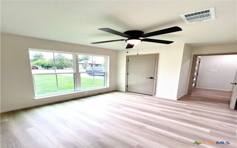 107 S 23rd St., Temple, TX 76504, 3 Habitaciones Habitaciones , ,2 BañosBaños,Residential,En Venta,107 S 23rd St.,581501