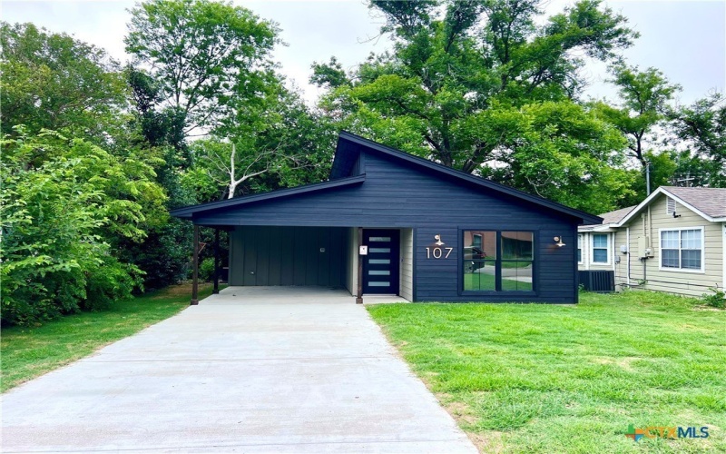 107 S 23rd St., Temple, TX 76504, 3 Habitaciones Habitaciones , ,2 BañosBaños,Residential,En Venta,107 S 23rd St.,581501