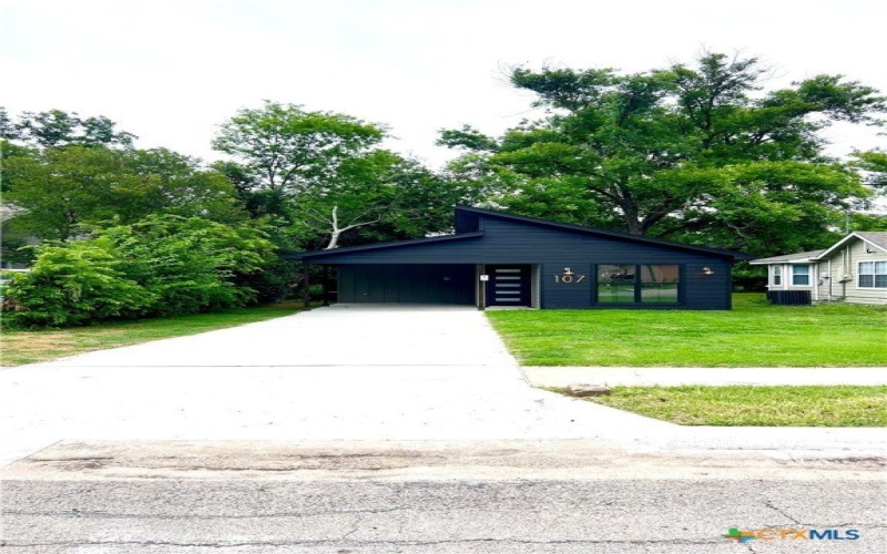 107 S 23rd St., Temple, TX 76504, 3 Habitaciones Habitaciones , ,2 BañosBaños,Residential,En Venta,107 S 23rd St.,581501