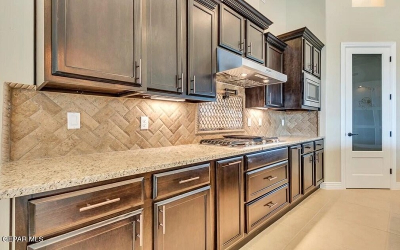 1861 War Path Drive, El Paso, TX 79911, 5 Habitaciones Habitaciones , ,3 BañosBaños,Residential,En Venta,1861 War Path Drive,0,923483