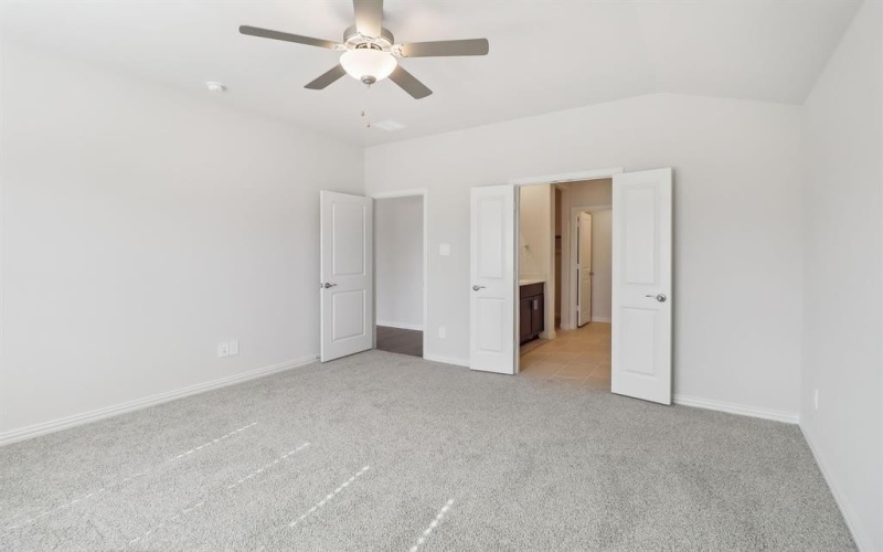 6612 Stone Elm Lane, Fort Worth, TX 76036, 4 Habitaciones Habitaciones , ,3 BañosBaños,Residential,En Venta,6612 Stone Elm Lane,20946127