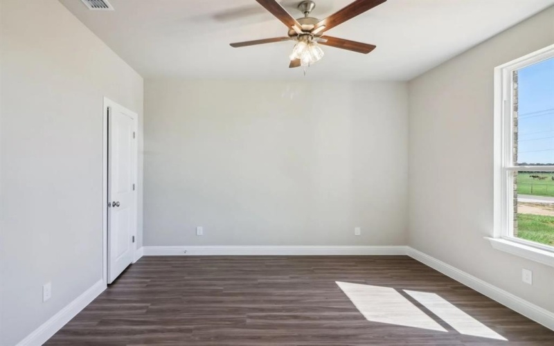 1009 Springfield Drive, Springtown, TX 76082, 4 Bedrooms Bedrooms, ,2 BathroomsBathrooms,Residential,For Sale,1009 Springfield Drive,20947826