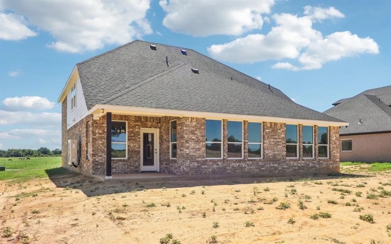 1009 Springfield Drive, Springtown, TX 76082, 4 Bedrooms Bedrooms, ,2 BathroomsBathrooms,Residential,For Sale,1009 Springfield Drive,20947826