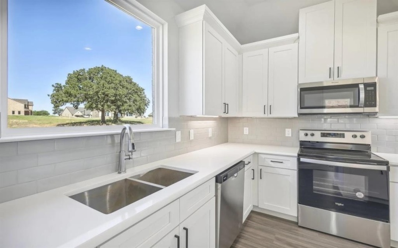 1005 Springfield Drive, Springtown, TX 76082, 3 Bedrooms Bedrooms, ,2 BathroomsBathrooms,Residential,For Sale,1005 Springfield Drive,20947830