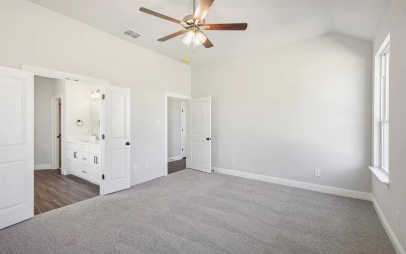 1005 Springfield Drive, Springtown, TX 76082, 3 Bedrooms Bedrooms, ,2 BathroomsBathrooms,Residential,For Sale,1005 Springfield Drive,20947830