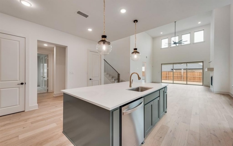 613 Cork Drive, Celina, TX 75009, 4 Habitaciones Habitaciones , ,5 BañosBaños,Residential,En Venta,613 Cork Drive,20948884