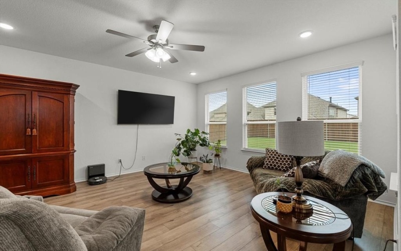 6122 Gully Grove Drive, Royse City, TX 75189, 5 Bedrooms Bedrooms, ,3 BathroomsBathrooms,Residential,For Sale,6122 Gully Grove Drive,20942959