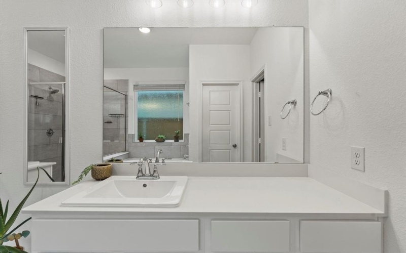 6122 Gully Grove Drive, Royse City, TX 75189, 5 Bedrooms Bedrooms, ,3 BathroomsBathrooms,Residential,For Sale,6122 Gully Grove Drive,20942959