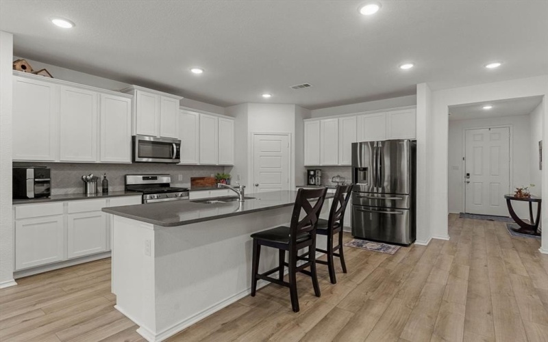6122 Gully Grove Drive, Royse City, TX 75189, 5 Bedrooms Bedrooms, ,3 BathroomsBathrooms,Residential,For Sale,6122 Gully Grove Drive,20942959