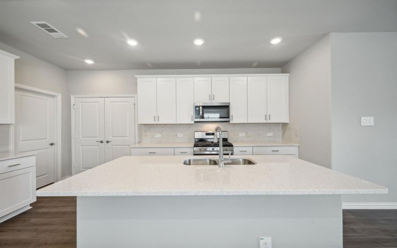 117 Greenbriar Drive, Princeton, TX 75071, 4 Bedrooms Bedrooms, ,2 BathroomsBathrooms,Residential,For Sale,117 Greenbriar Drive,20946074