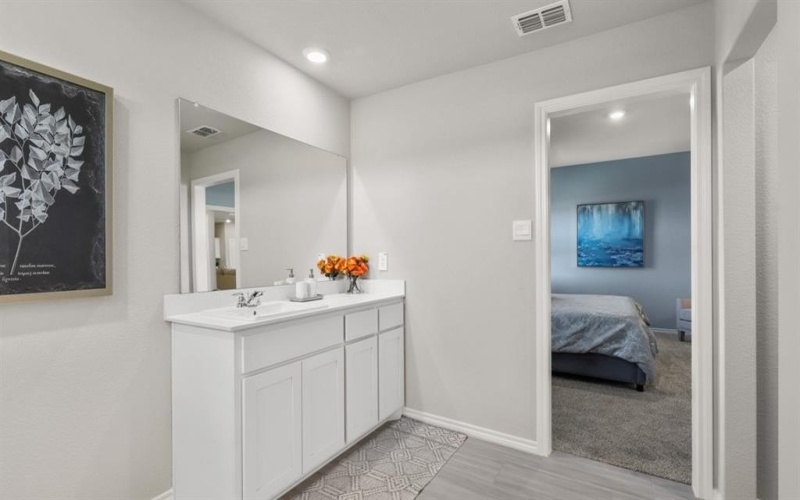 1045 LEAPING LARK Lane, Fort Worth, TX 76131, 4 Bedrooms Bedrooms, ,3 BathroomsBathrooms,Residential,For Sale,1045 LEAPING LARK Lane,20949266