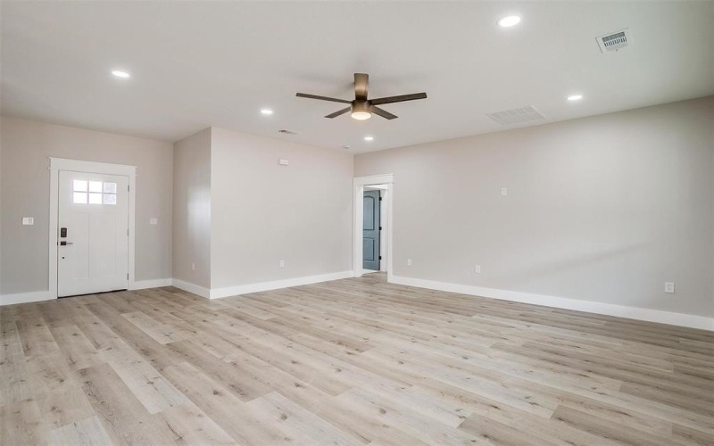 332 Jonny Boy Way, Springtown, TX 76082, 4 Bedrooms Bedrooms, ,2 BathroomsBathrooms,Residential,For Sale,332 Jonny Boy Way,20949914