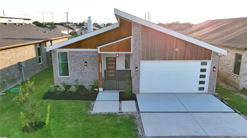 112 Hesed Street, Greenville, TX 75402, 4 Bedrooms Bedrooms, ,2 BathroomsBathrooms,Residential,For Sale,112 Hesed Street,20950674